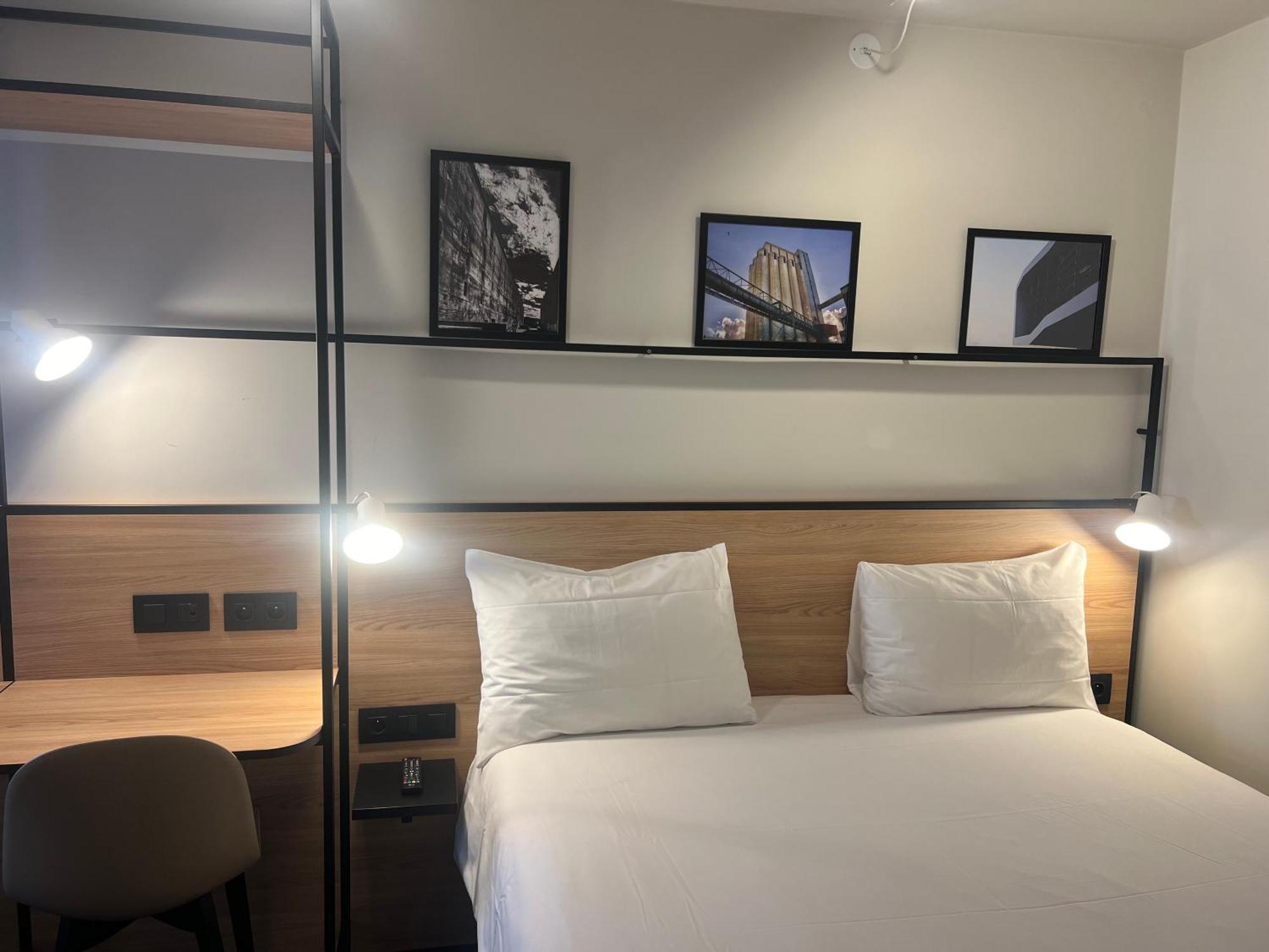 Hotel Ibis Lorient Centre Gare Exterior foto