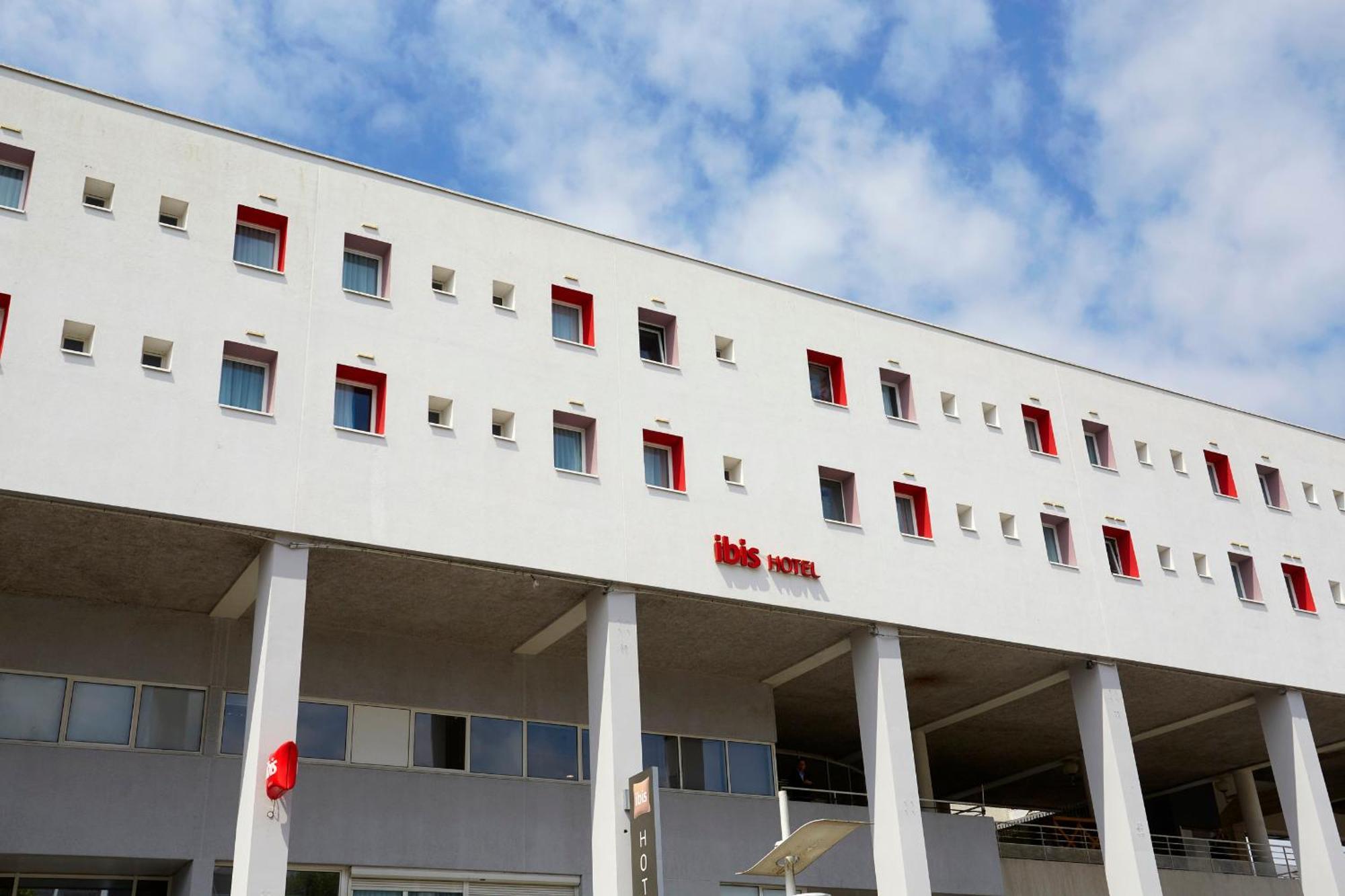 Hotel Ibis Lorient Centre Gare Exterior foto