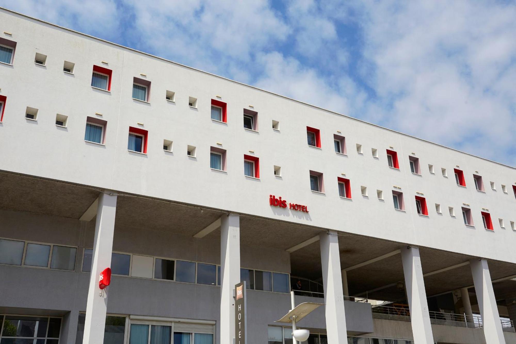 Hotel Ibis Lorient Centre Gare Exterior foto