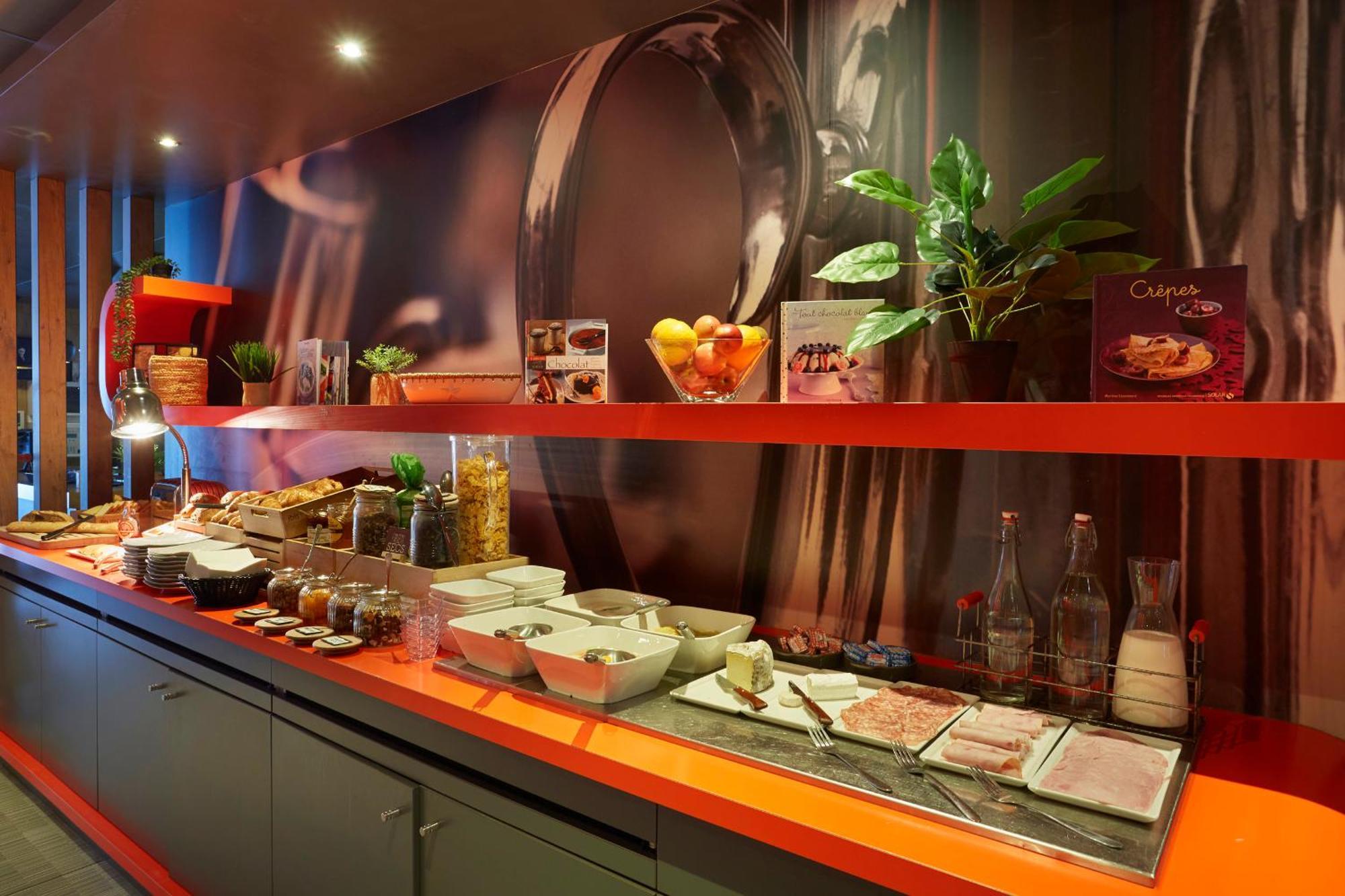 Hotel Ibis Lorient Centre Gare Exterior foto