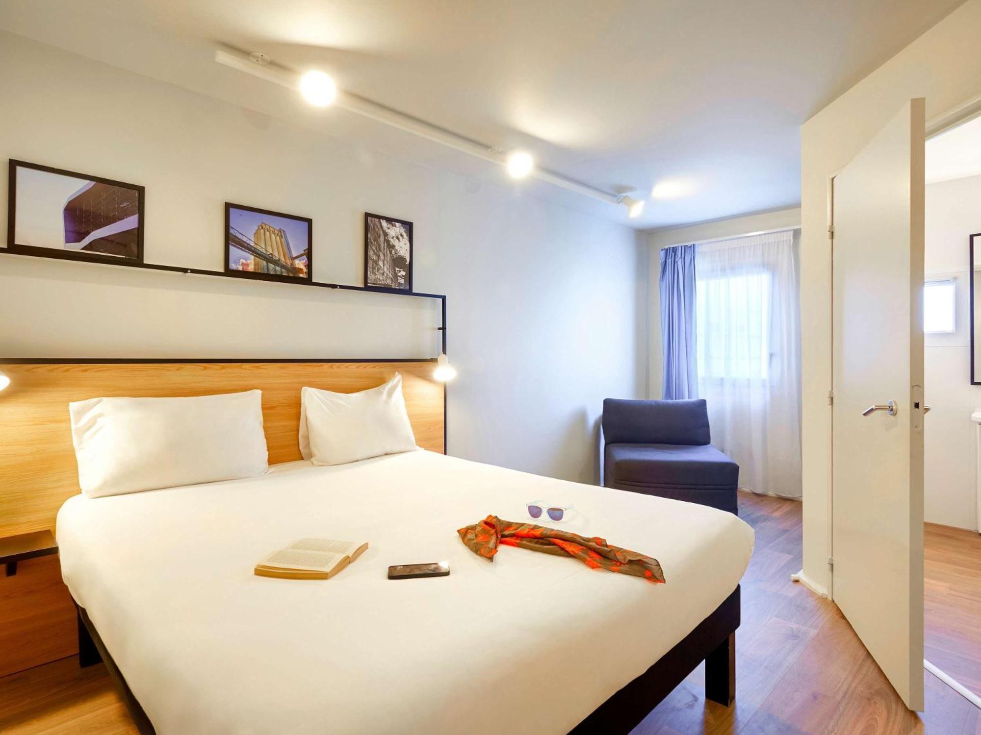 Hotel Ibis Lorient Centre Gare Exterior foto
