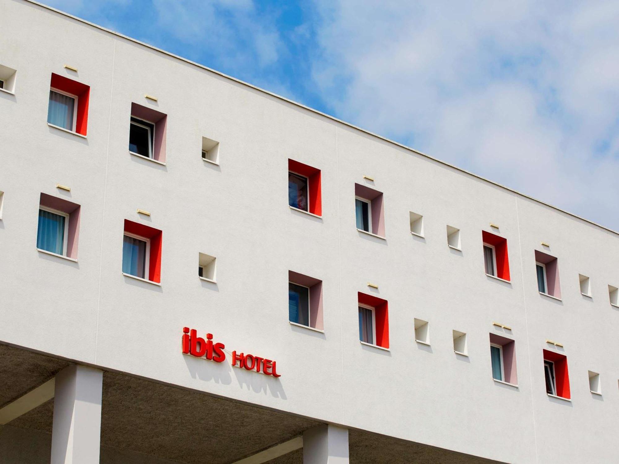 Hotel Ibis Lorient Centre Gare Exterior foto